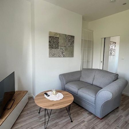 Le Compiegnois Apartamento Compiègne Exterior foto