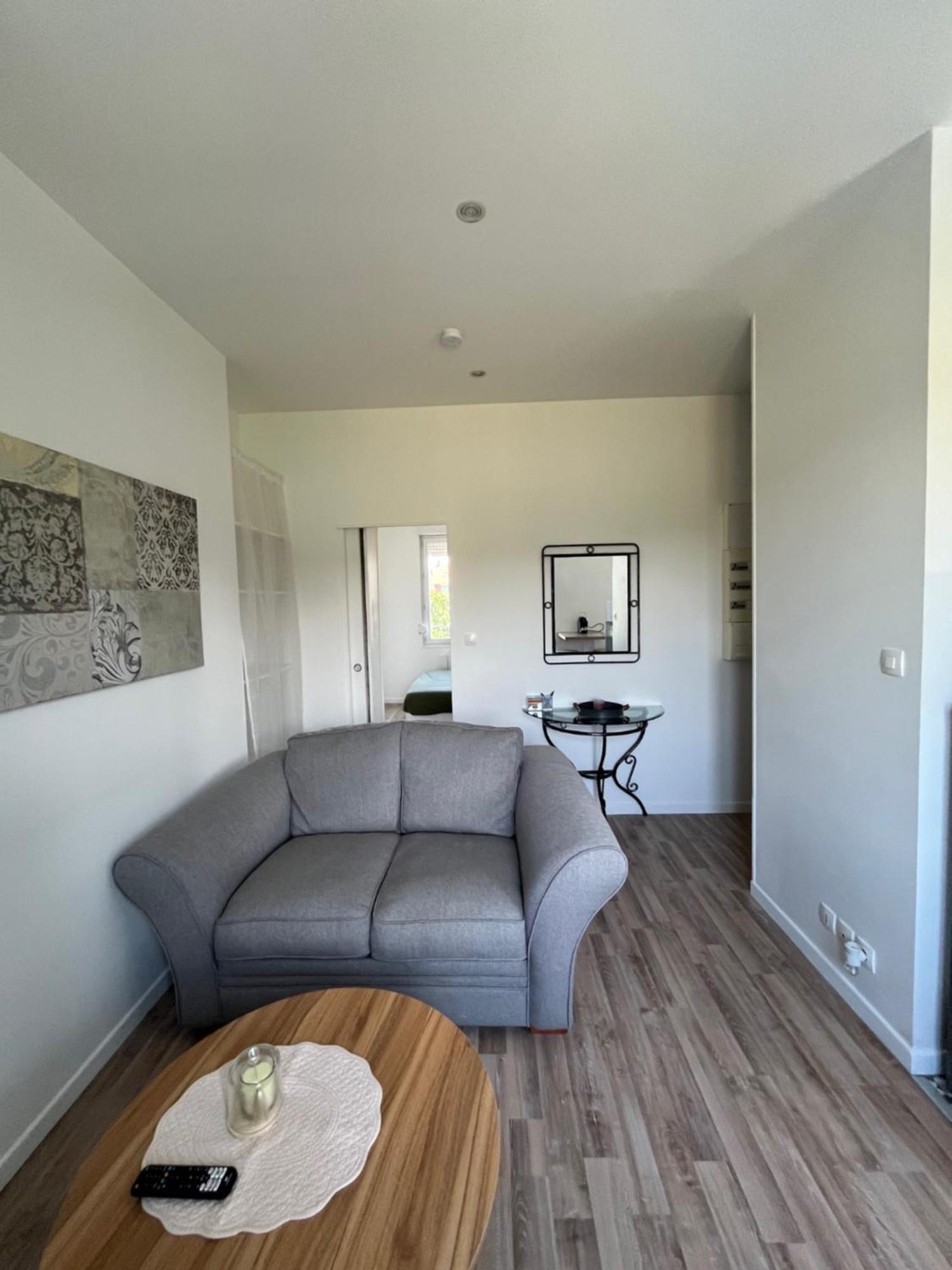 Le Compiegnois Apartamento Compiègne Exterior foto